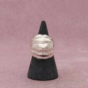 sterling silver vintage hammered dome ring size 6.75